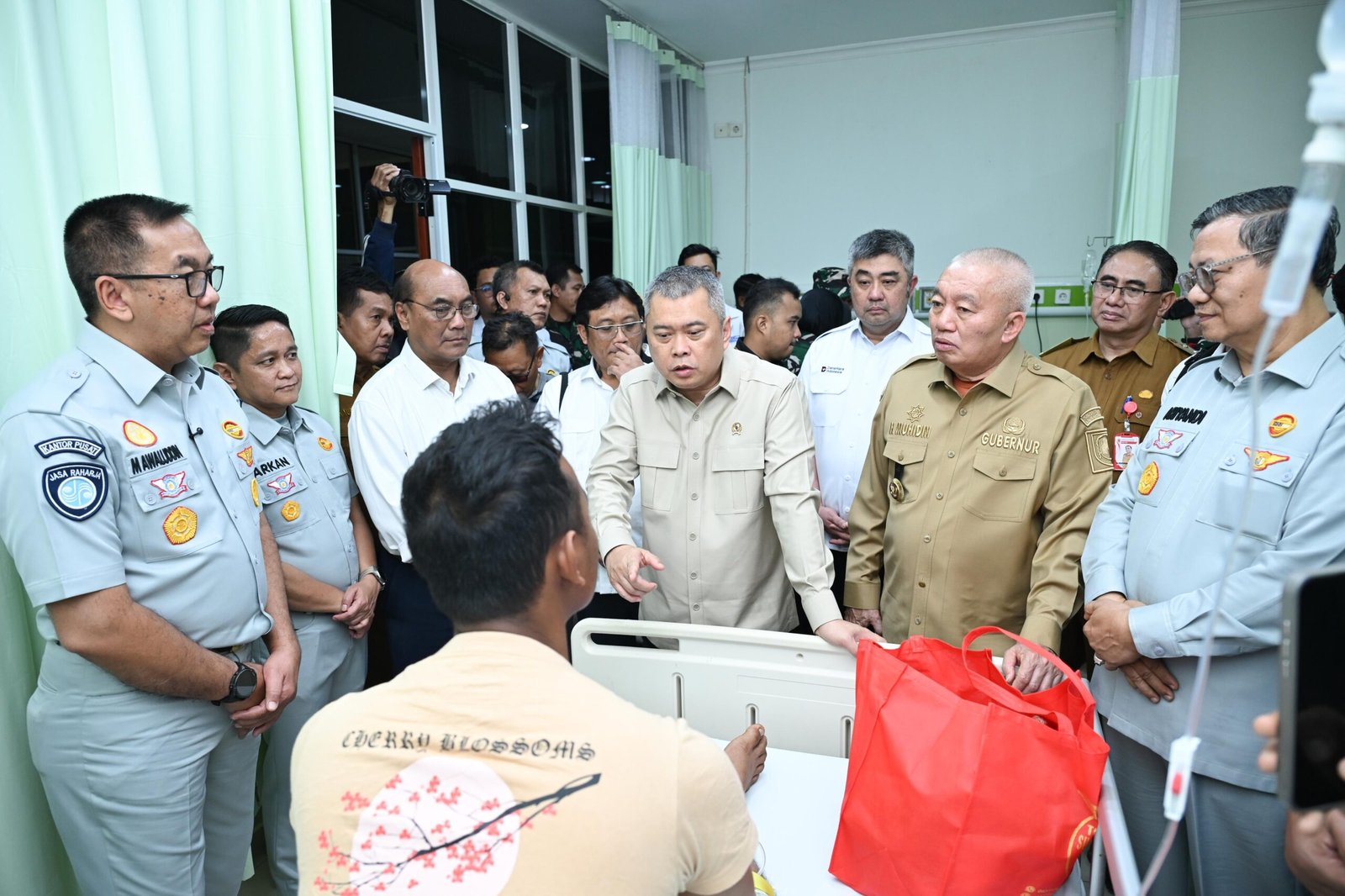 Kunjungi Korban KM Virgo Transport 8 di RSUD Ulin Banjarmasin, Dirut Jasa Raharja Pastikan Pelayanan Berjalan Optimal