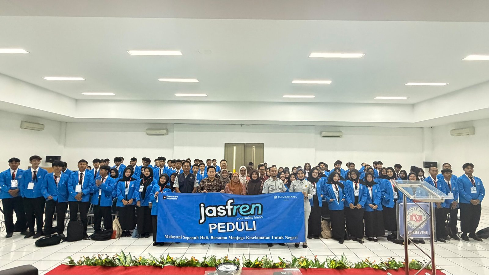 Jasa Raharja Sosialisasikan Keselamatan Transportasi kepada Mahasiswa Baru Universitas Bina Sarana Informatika Tasikmalaya