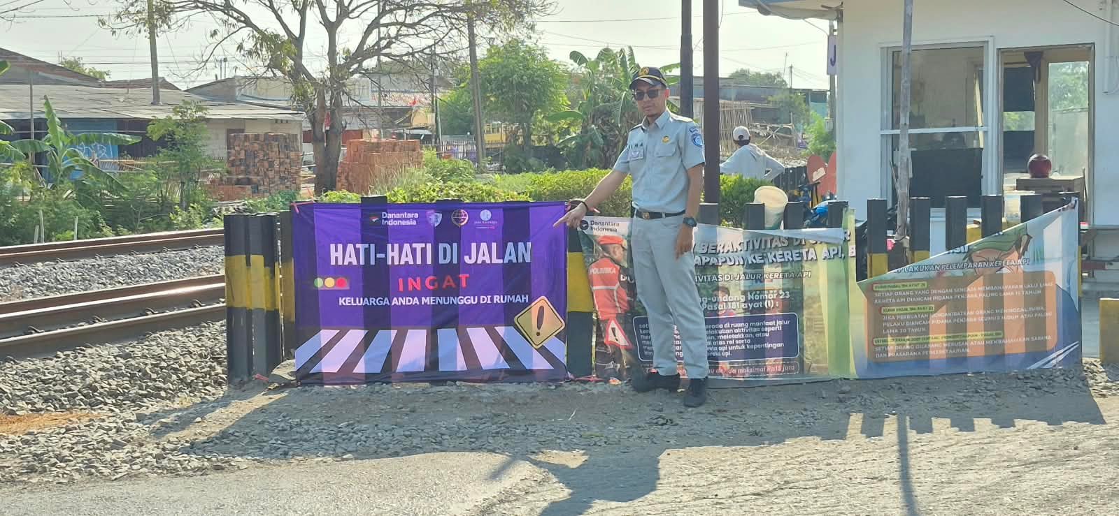 Aksi Simpatik Jasa Raharja Karawang Guna meningkatkan Kewaspadaan dalam Berkendara dan Menekan Angka Laka Lantas di Karawang 