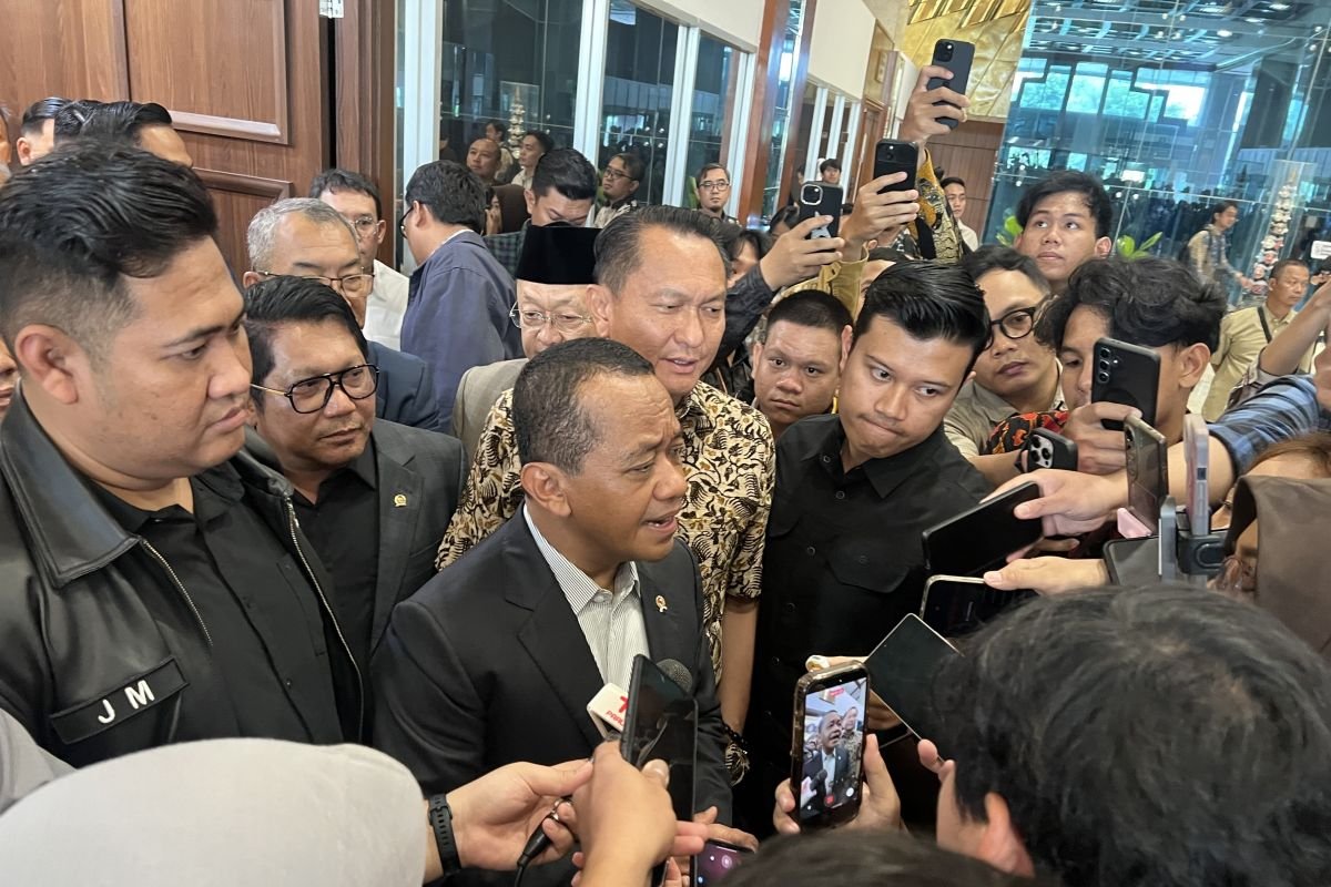 Bahlil Siapkan Aturan Distribusi Pertalite dan Biosolar agar Tepat Sasaran