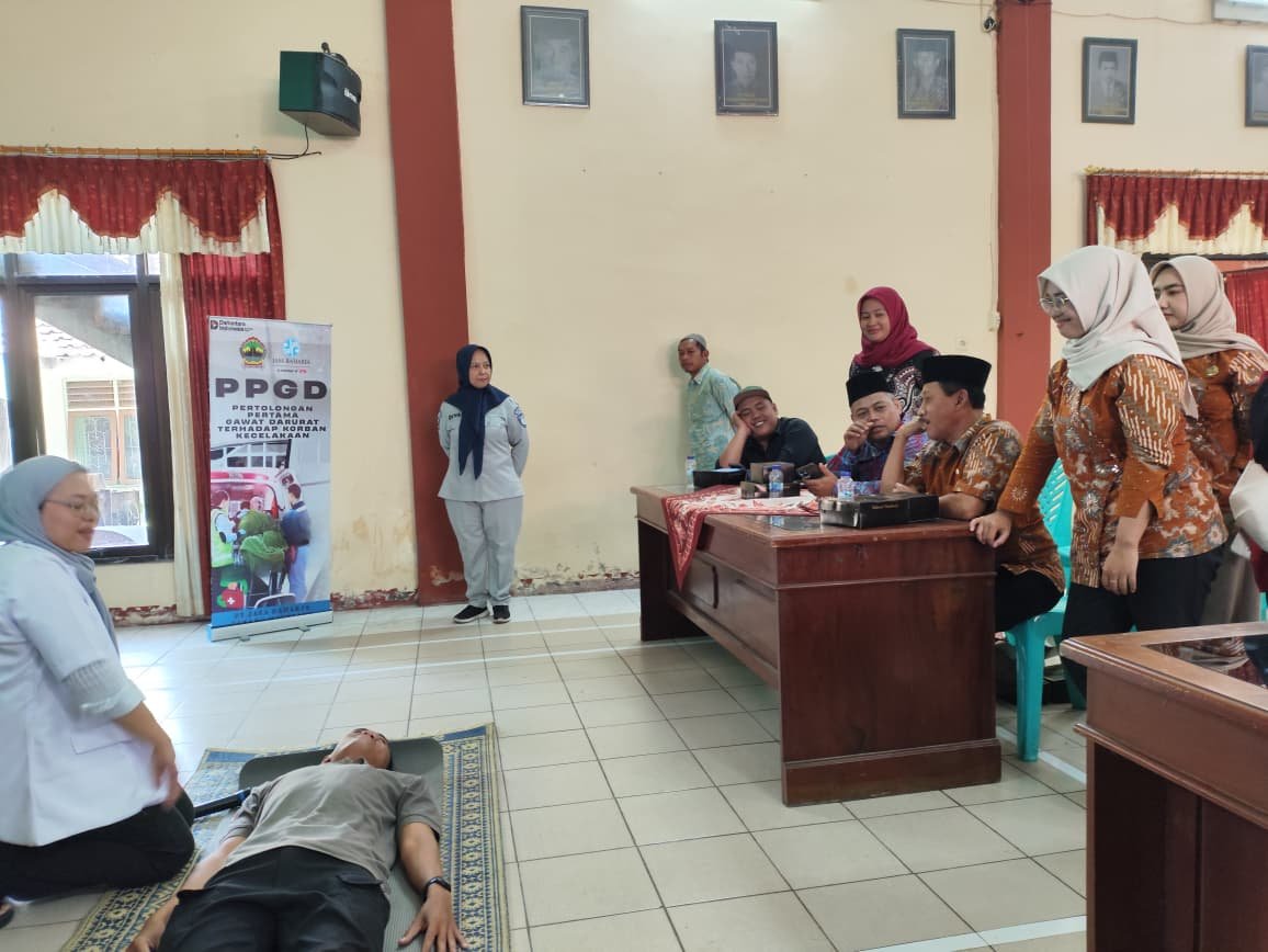 Tekan Fatalitas Korban Kecelakaan Lalu Lintas, Jasa Raharja Magelang Laksanakan PPGD dan MUKL Pada Perangkat dan Masyarakat Desa Jumoyo Kec Salam