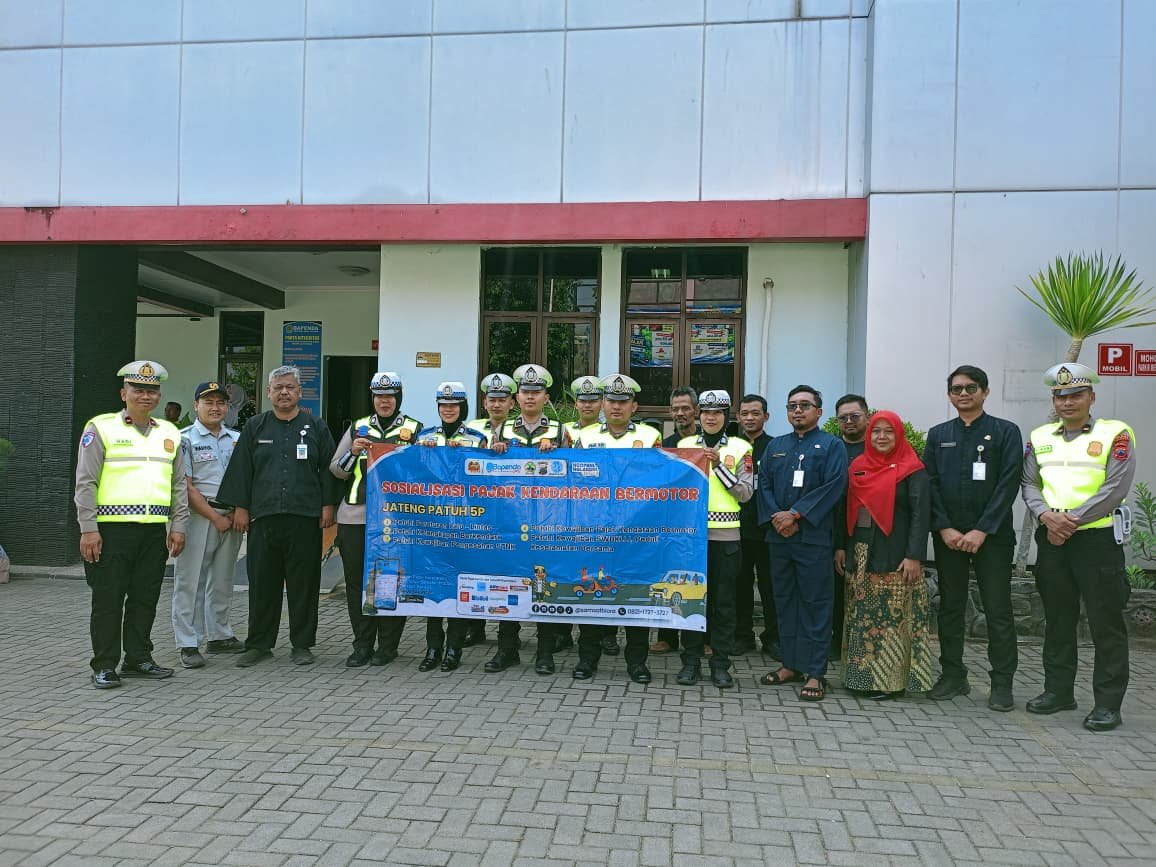 Tim Pembina Samsat Blora Gencarkan Sosialisasi Program Jateng Bebas dan Diskon Pajak 5% Tim Pembina Samsat Blora Gencarkan Sosialisasi Program Jateng Bebas dan Diskon Pajak 5%