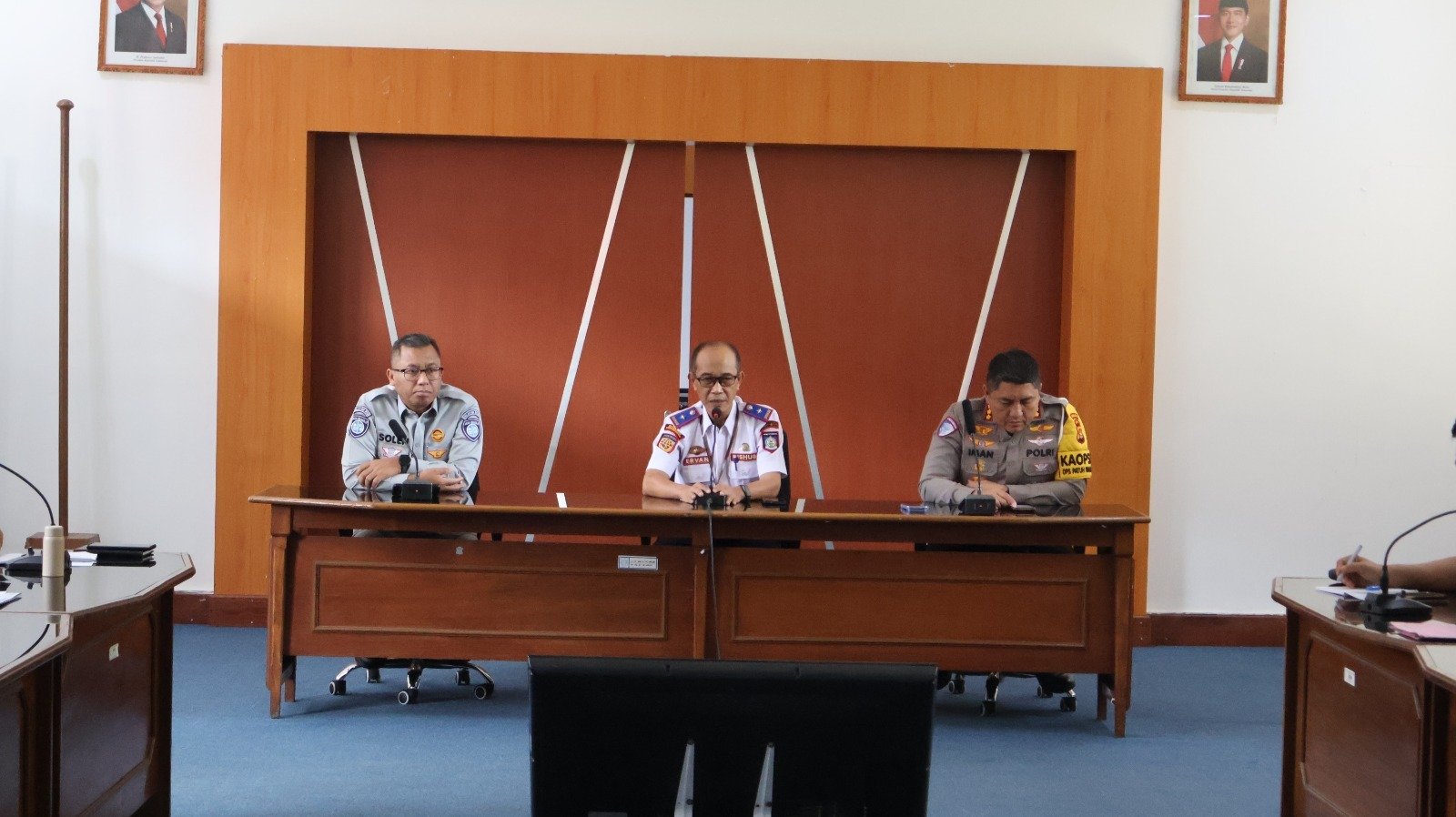 Kepala Jasa Raharja NTB Tegaskan Komitmen Keselamatan melalui Forum FKLL Kepala Jasa Raharja NTB Tegaskan Komitmen Keselamatan melalui Forum FKLL