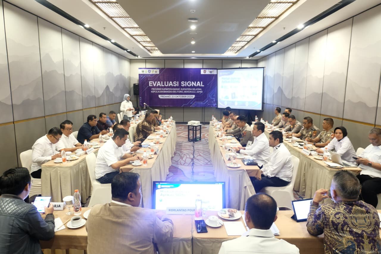 Jasa Raharja Sumbar Ikuti Evaluasi Penggunaan SIGNAL untuk Pembayaran Pajak Kendaraan Bermotor Jasa Raharja Sumbar Ikuti Evaluasi Penggunaan SIGNAL untuk Pembayaran Pajak Kendaraan Bermotor