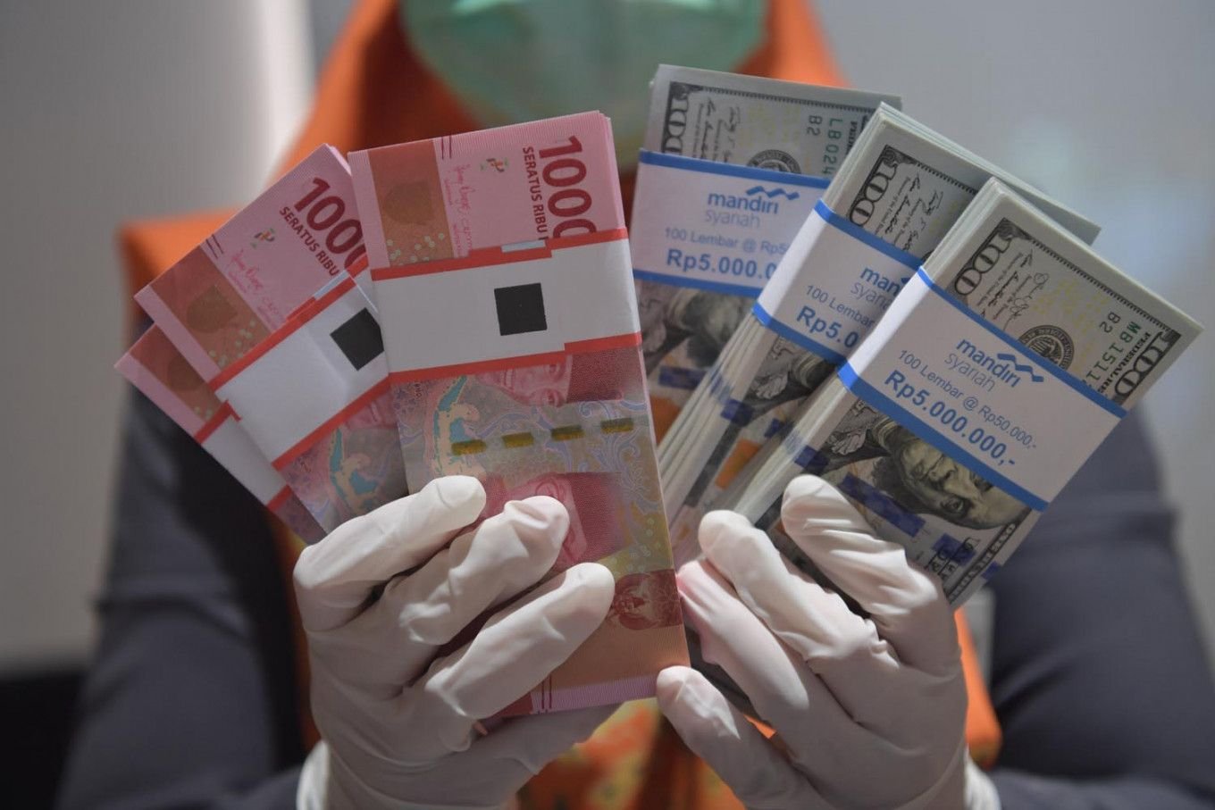 Rupiah Melemah ke Rp17.906 per Dolar AS pada Awal Oktober 2026 Rupiah Melemah ke Rp17.906 per Dolar AS pada Awal Oktober 2026