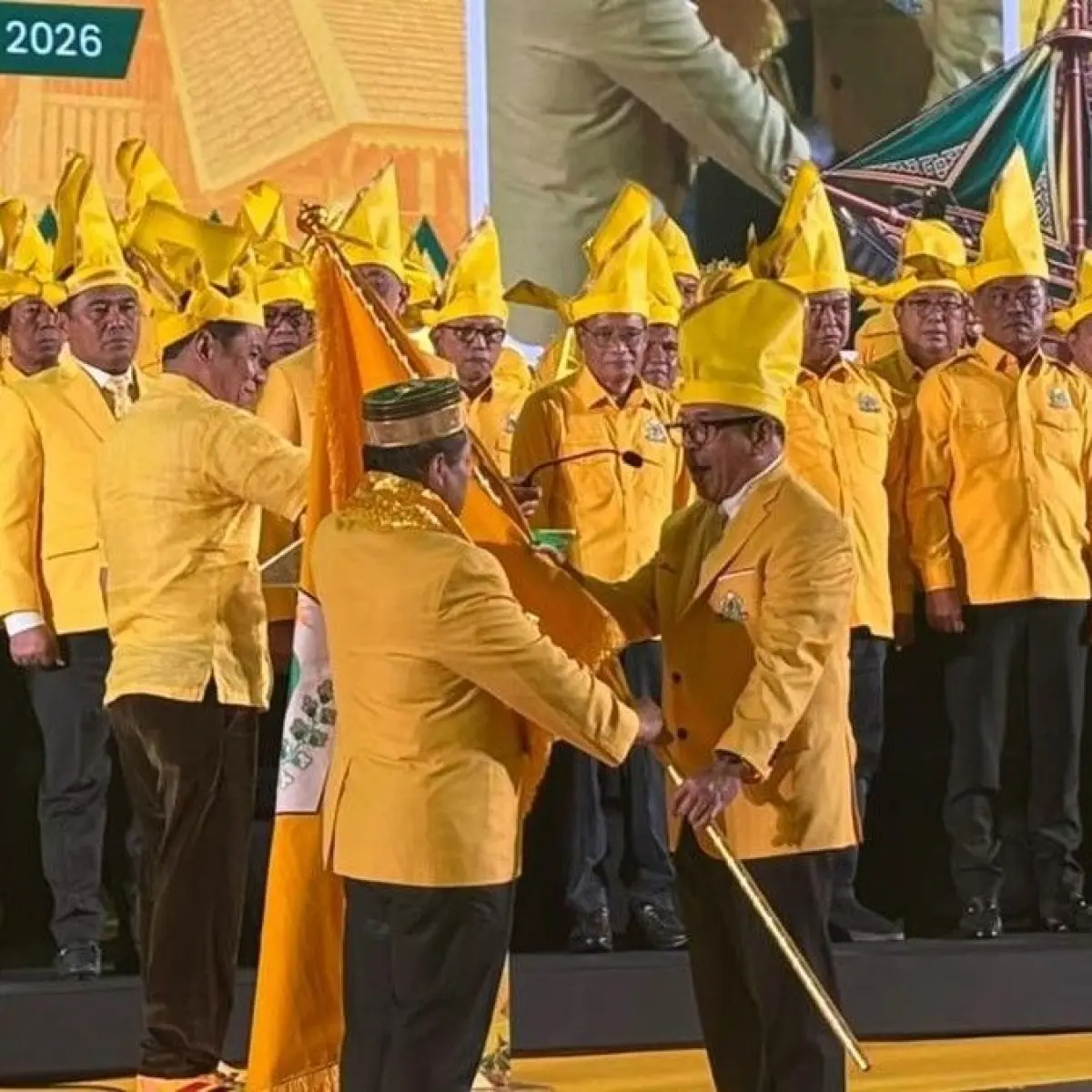 Sarmuji Lantik Ilham Arief Sirajuddin sebagai Ketua Golkar Sulsel 2025–2030 Sarmuji Lantik Ilham Arief Sirajuddin sebagai Ketua Golkar Sulsel 2025–2030