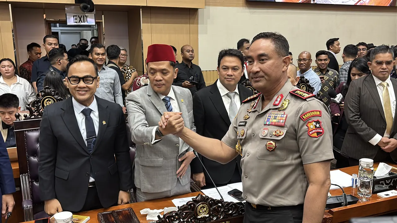 DPR Setujui Suyudi Ario Seto Jadi Kapolri Gantikan Listyo Sigit DPR Setujui Suyudi Ario Seto Jadi Kapolri Gantikan Listyo Sigit