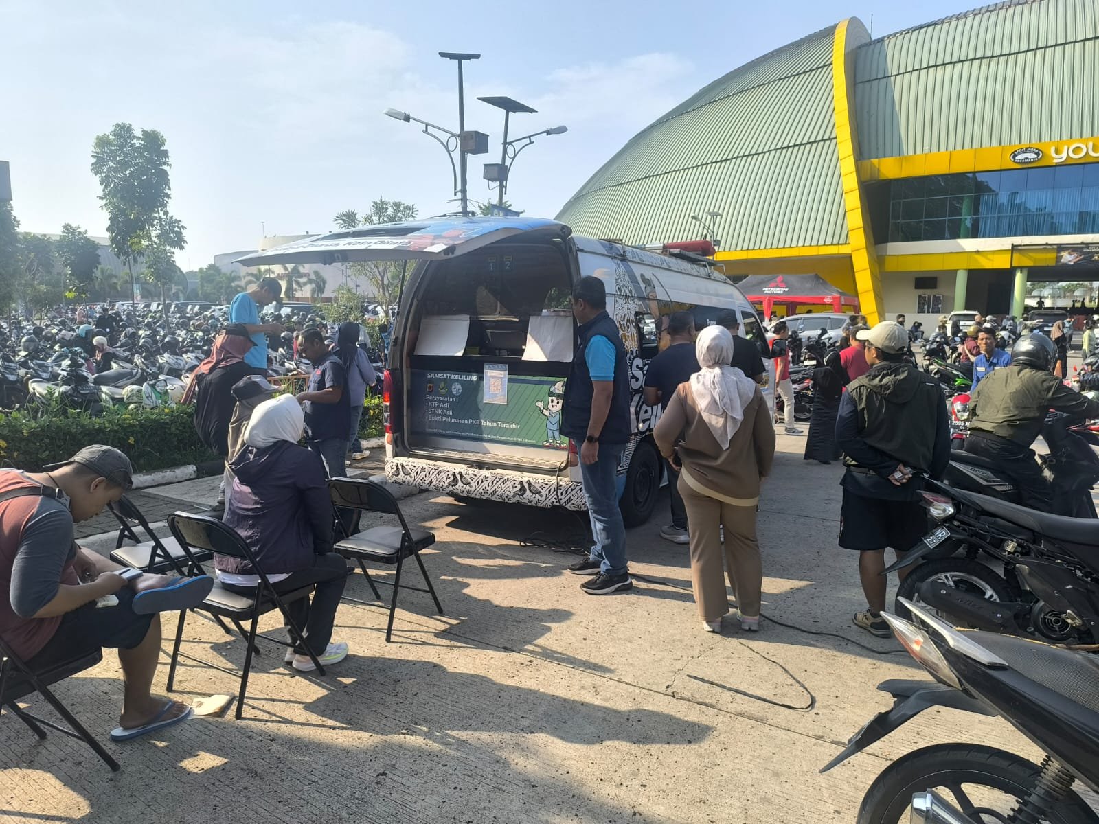 Dekatkan Pelayanan Kepada Masyarakat di Akhir Pekan, Jasa Raharja Bandung Dukung Samsat Keliling Soekarno Hatta Minggu Pagi