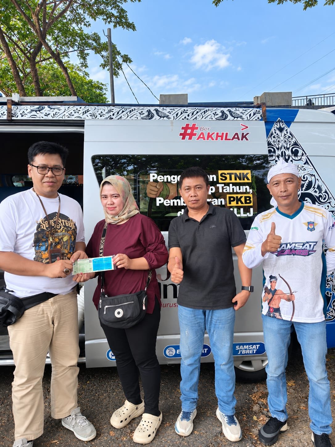 Tingkatkan Kemudahan Pelayanan Publik, Jasa Raharja Bersama P3D Ciamis Hadirkan Samsat Keliling di CFD Venue BMX