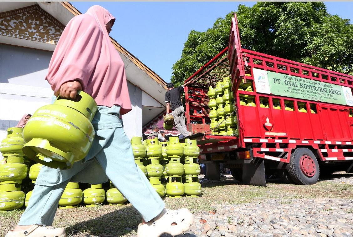 Subsidi LPG Hampir Rp100 Triliun, Bahlil Siapkan CNG sebagai Alternatif